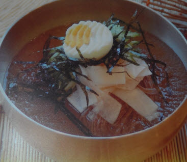 메밀 물 막국수